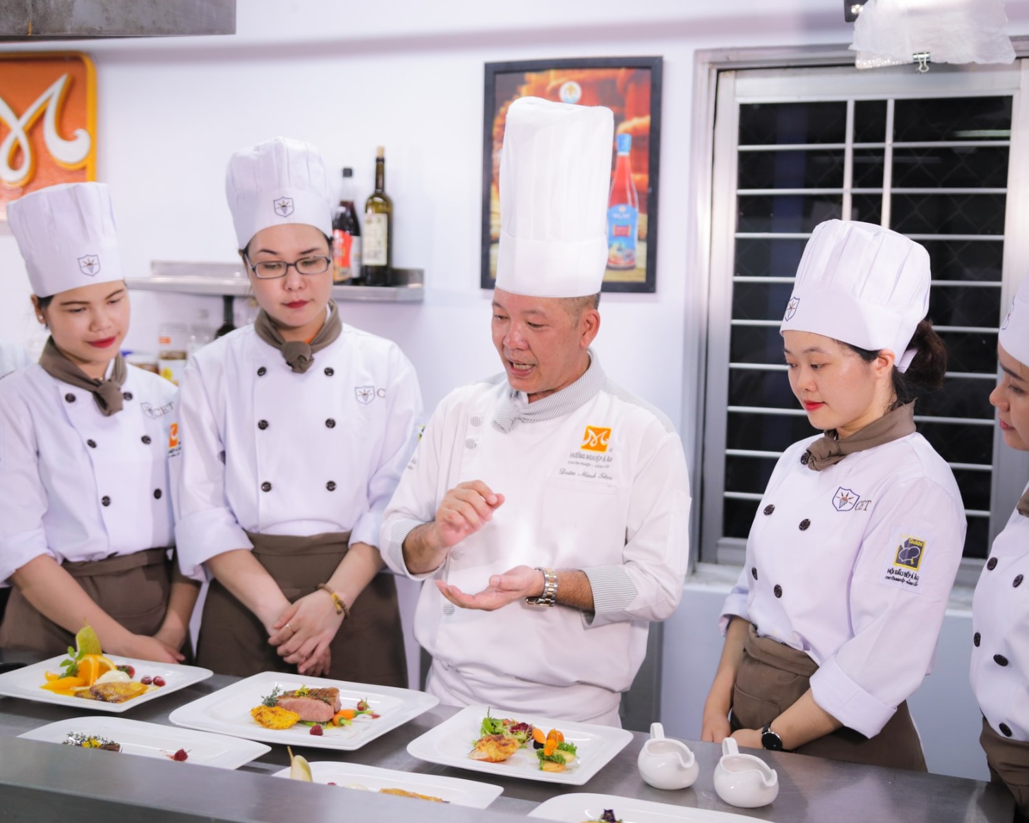 Eksempel på CV for kokk og skriveveiledning (+ mal)