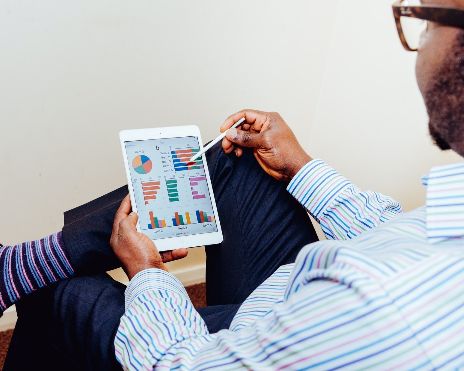 Hvordan skrive en markedsførings-CV (eksempler for 2025)