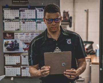 Eksempel og mal for søknadsbrev for lagermedarbeider